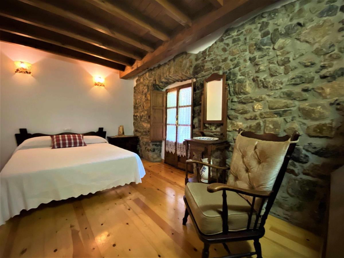 La Casina De Orfeo En Cuenco Onís Buitenkant foto