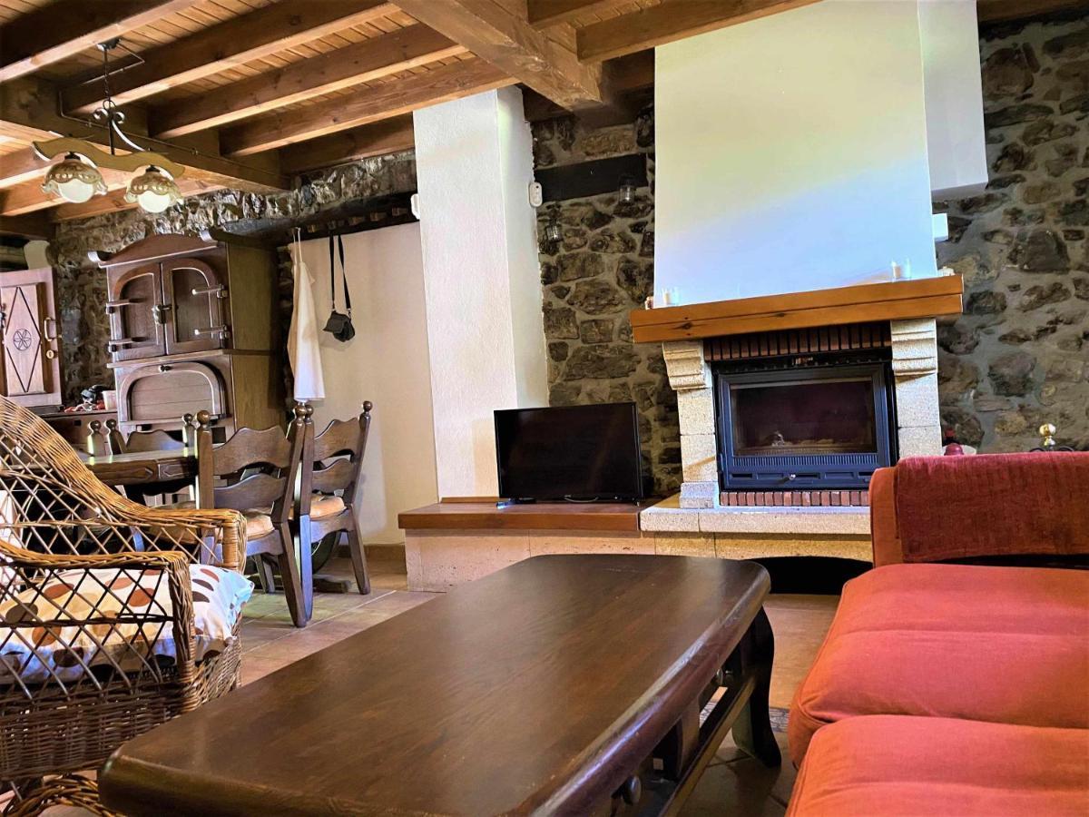 La Casina De Orfeo En Cuenco Onís Buitenkant foto